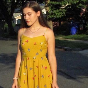 Meet your Posher, Julia 🌸